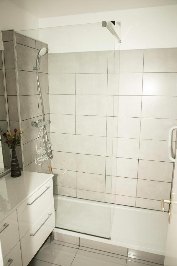 Lorraine Appartement Mantes-la-Jolie Buitenkant foto